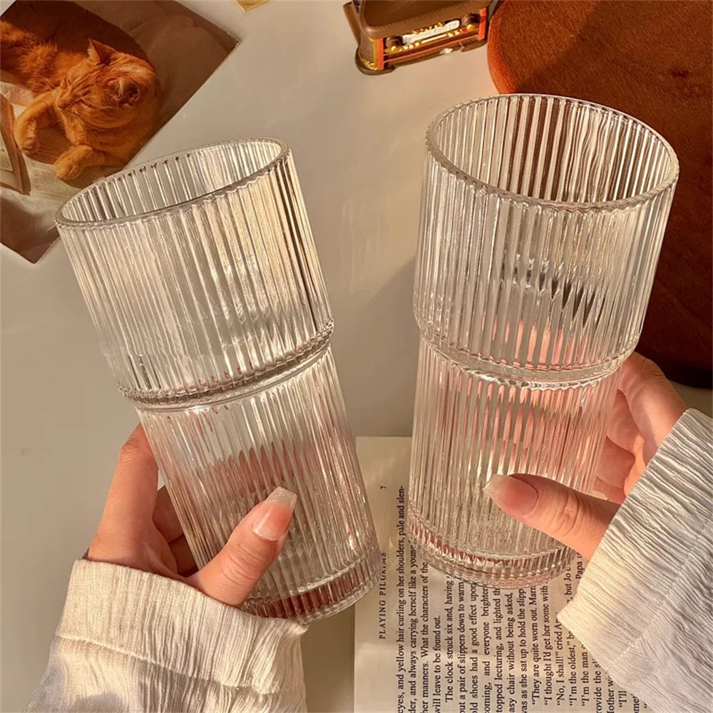 1/2pcs 600ml Stripe Glasbecher mit Deckel und Stroh – Transparente Saft, Wasser und Iced Coffee Trinkglas